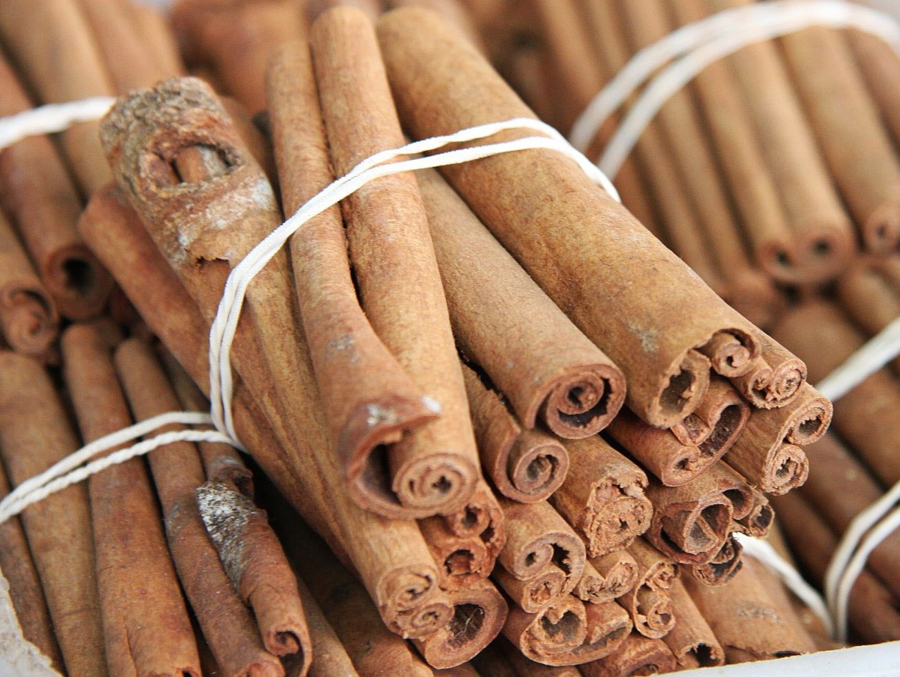 Cinnamon sticks